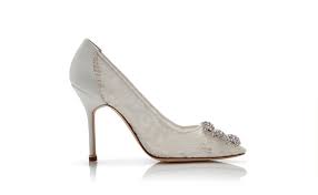 Hangisilace Cream Lace Jewel Buckle Pumps Manolo Blahnik