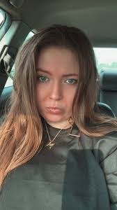 Molly Lawrence's Instagram, Twitter & Facebook