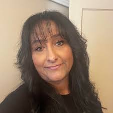 Looking for rock head, moi statue or termite mounds?