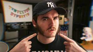 Jschlatt sideburns