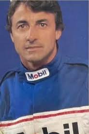 Dad winning the Percy Radford memorial S/B at Pambula 1989