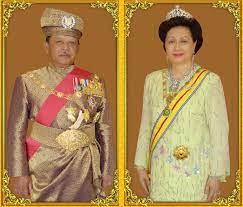 Tuanku syed sirajuddin ibni almarhum tuanku syed putra jamalullail (jawi: Perlisinderakayangan A Twitter Dirgahayu Tuanku Menjunjung Titah Ym Tuanku Syed Sirajuddin Ibni Almarhum Tuanku Syed Putra Jamalullail Sempena Ulang Tahun Hari Keputeraan Rasmi Raja Perlis Raja Berdaulat Rakyat Berilmu Negeri Sejahtera Perlis