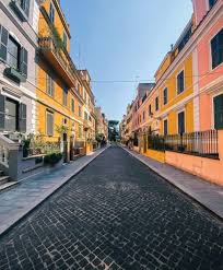 Un fabbro potrebbe anche eseguire delle personalizzazioni. C E Un Angolo D Inghilterra A Roma E La Piccola Londra Nel Quartiere Flaminio