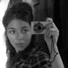 Emily Critchley (@EmilyMCritchley)