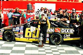 Kyle busch won his second straight race on sunday for his 200th nascar victory. Pin On Various Style Of Race Cars And Drivers