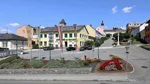 Postal address, website, mayor, geographical coordinates, number of inhabitants, area. Allentsteig Wikipedia