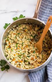Fluff the couscous with a fork to separate the grains and stir through the carrot, red pepper, onion, chickpeas and parsley. Moroccan Couscous Fast And Flavorful Side Dish Wellplated Com