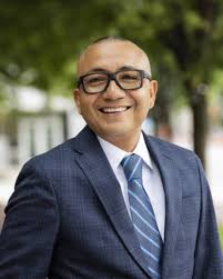 Off Mic: March 18, 2022