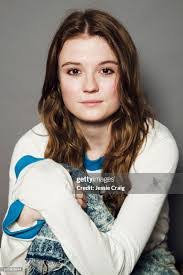 Amy Wren's Instagram, Twitter & Facebook