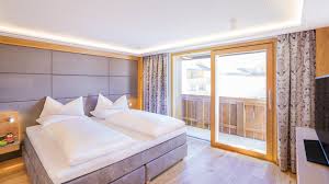 Several designs varying in configuration, armament, and armor, were drafted. 4 Star Superior Hotel Lowe Is Introducing Itself Children S Hotel