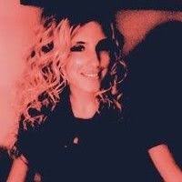 Amy Thyr: Screenwriter in Santa Rosa, California.