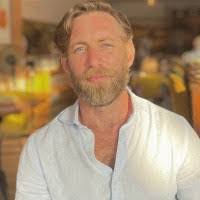 Frances Meagher's Instagram, Twitter & Facebook