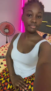 Débardeur + pagne à la maison 👌🏾❤️🙂‍↔️