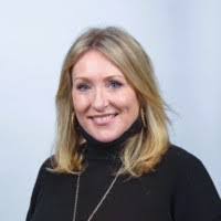 Julia Senn's Instagram, Twitter & Facebook