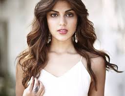 Accuses sushant's sister of molesting her. Rhea Chakraborty Bio Family Career Movies Relationships More