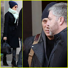Daniel Craig & Rachel Weisz Head to 'Betrayal' Matinee