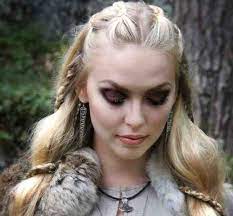 Viking Hairstyles For Women And Men Inspirations And Instructions Hairstyles Inspirations Instructions Viking Wom Viking Hair Hair Styles Viking Makeup