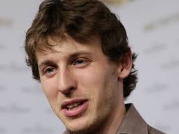 La vida actual de Nicolás Coronado, hijo de José Coronado, tras Desnudos  por la vida