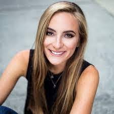 Clarissa Jeffries's Instagram, Twitter & Facebook