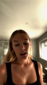 wrong vocal placement at the end but too funny not to post #singer  #songwriter #vocalist