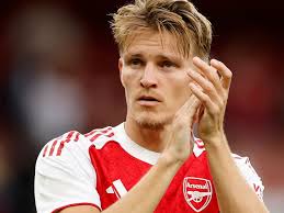 Drapssiktet på sykehus med politivakt