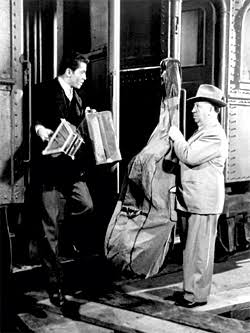 Strangers on a Train (film) - Wikipedia
