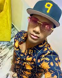 Dándole la gracias a Dios y después a mi mimos por la persona que me he  convertido 😂😂😂😂😂