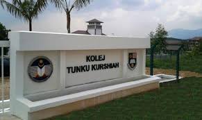 Ayrıca 1957 ile 1960 arasında malaya'nın ilk raja permaisuri agong'u olarak görev yaptı. Tkc Miliki Kemudahan Sukan Canggih Dengan Pembinaan Tasa