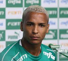 Deyverson tem todas as portas fechadas para um retorno ao palmeiras. Deyverson Se Desculpa Explica Decisao De Nao Ir Para A China E Fala Em Mais Titulos No Palmeiras Palmeiras Ge
