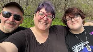 Fundraiser for Cecily Kellogg by Jo-Ann Rogan : Emergency Help for Charlie,  Cecily, and Cole