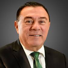 Reynaldo Carballo added a new photo —...