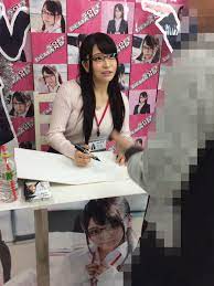 人気アイドル『加藤ももかちゃん』 サイン会レポート⓶ | friends-bookshopのブログ