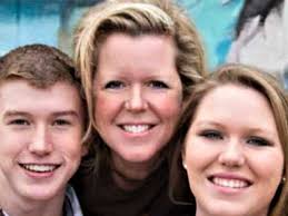 Carol Keesee's Instagram, Twitter & Facebook