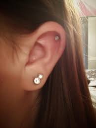 Would Love To Get My Double Earlobe Re Pierced And Cartilage Re Done Cartilage Piercing Cute Ear Piercings Piercing