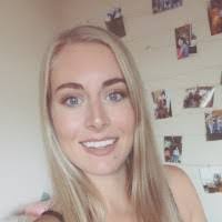 Lindsey Austin's Instagram, Twitter & Facebook