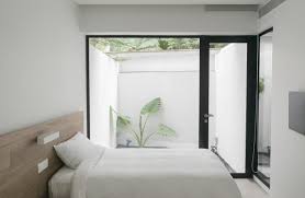 A sky bridge runs across the hotel, set against the gardens. Lloyd S Inn Sg Clean Staycation Approved Singapore Updated 2020 Prices