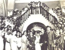 A history lesson at Sophia College ...