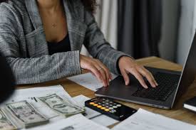 15 Leading Financial Advisor and Chicago Investment Firms to Work For -  Luxury Apartments Chicago | Luxury Living