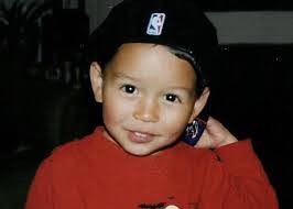 Aaron Tully's Instagram, Twitter & Facebook