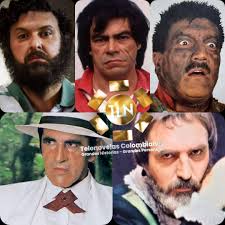 Especial #MadresDeTelenovela #La50 #ConsueloLuzardo en LOS CUERVOS Es una  mujer extraña, gris, hipocondríaca y fanática religiosa que cree a su hijo  muerto y enterrado en el jardín de Casaloma. Pero no es