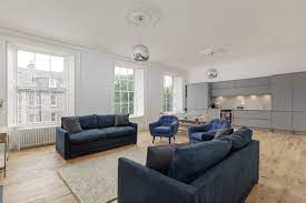 Abercromby place is one of edinburgh's most desirable streets and is ten minutes walk to princes street. Abercromby Place Edinburgh Eh3 Dunpark