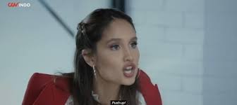 70 BAB IV KESIMPULAN DAN SARAN A. Kesimpulan Setelah melakukan analisis  melalui sepuluh scene dari film Devil On Top mengenai ga