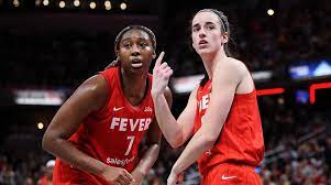 Caitlin Clark interrupts reporter to redirect questions to Fever teammate  Aliyah Boston | Fox News