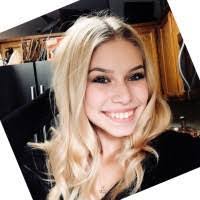 Isabella Pace's Instagram, Twitter & Facebook