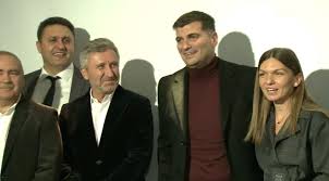 Dar cu toate astea, a pastrat discretia in legatura cu viata lor de cuplu si viitorul pe care il planifica impreuna. Video Moment Special Cu Simona Halep Si Toni Iuruc Fostul Lider Mondial Toni PoÅ£i SÄƒ Vii