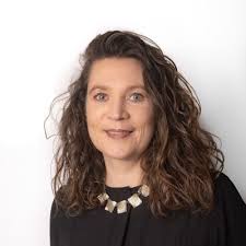 💫 𝐔𝐧𝐞 𝐩𝐚𝐠𝐞 𝐬𝐞 𝐭𝐨𝐮𝐫𝐧𝐞, 𝐮𝐧𝐞 𝐧𝐨𝐮𝐯𝐞𝐥𝐥𝐞  𝐡𝐢𝐬𝐭𝐨𝐢𝐫𝐞 𝐜𝐨𝐦𝐦𝐞𝐧𝐜𝐞 ! Le mois de Septembre marquait la fin de  mon CDD à la CCI Caen Normandie. Après beaucoup…