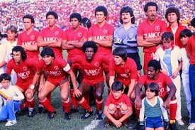 Títulos y figuras de las 15 estrellas de américa de cali en el fútbol profesional colombiano este domingo 27 de diciembre de 2020, el cuadro 'escarlata' logró en el estadio el campín su decimoquinto título de liga colombiana. America De Cali Campeon 2019 Todos Los Equipos De Las 14 Estrellas Futbol Colombiano Liga Betplay Futbolred