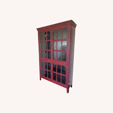 Enamorate con las opciones y hacelas tuyas para siempre, creá tu lista de bodas en crate and barrel. Crate Barrel Red Rojo Cabinet Aptdeco