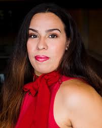 Conoce a las personas detrás de nuestras voces en esta nueva edición de  #ConociendoLaCoral! Hoy presentamos a una integrante de nuestras #Sopranos:  Grace Terán @sopranograce . Nacida en La Victoria, estado Aragua,