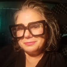 10yrs ago today I was battling with the idea of moving to NYC after being  offered modelling contracts out there. I was half way through my nursing  degree, working 2 HCA jobs